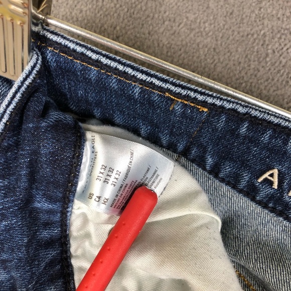 American Eagle Men's Blue Distressed flex slim button closure jeans size 31X32 - Picture 7 of 11